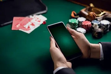 OLYMP স্লটস — অপেক্ষায় আছে হাজারো রোমাঞ্চকর মেশিন উজ্জ্বল স্লট মেশিনের পাশে হাস্যোজ্জ্বল এক নারী—যা OLYMP–এর রোমাঞ্চকর স্লট সংগ্রহকে উপস্থাপন করে।